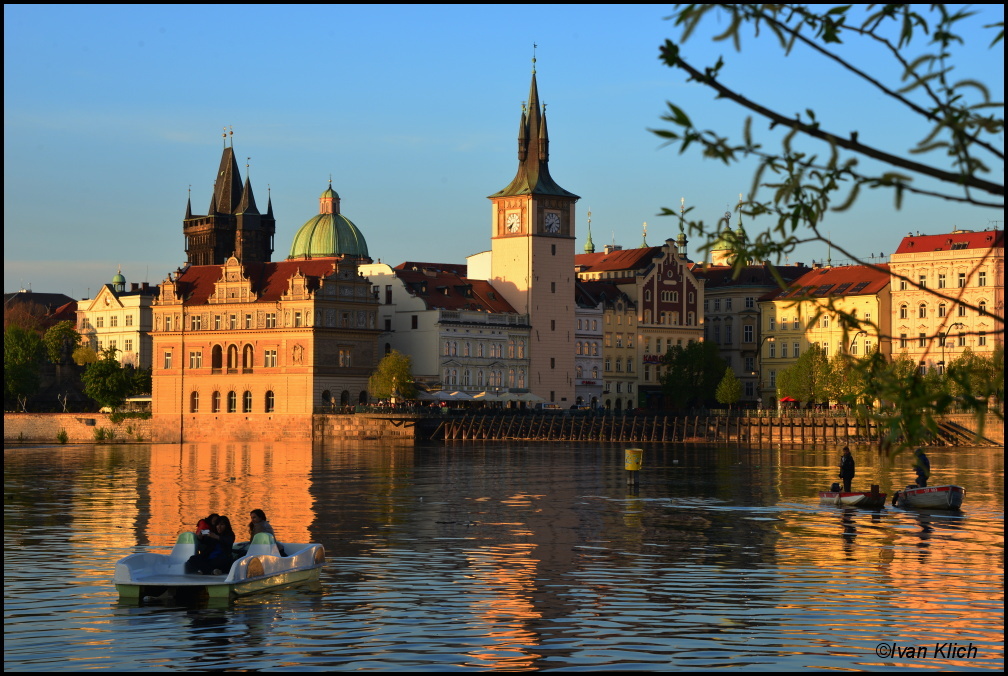 Smetanovo nábřeží